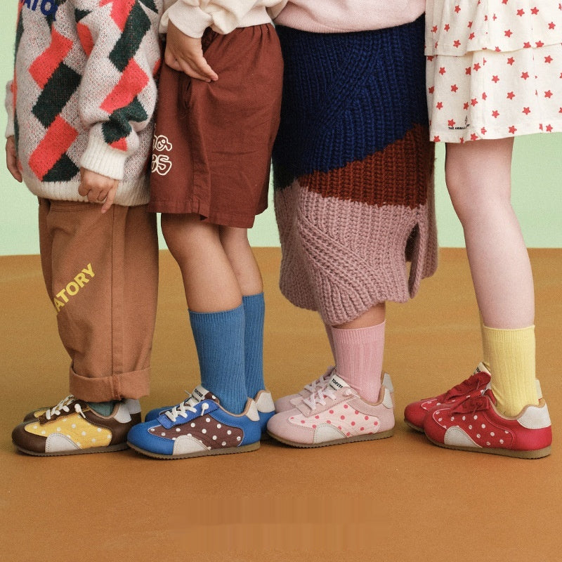 Mädchen-Sneakers mit Polka-Dots