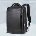 Leder-Reiserucksack mit USB-Ladefunktion