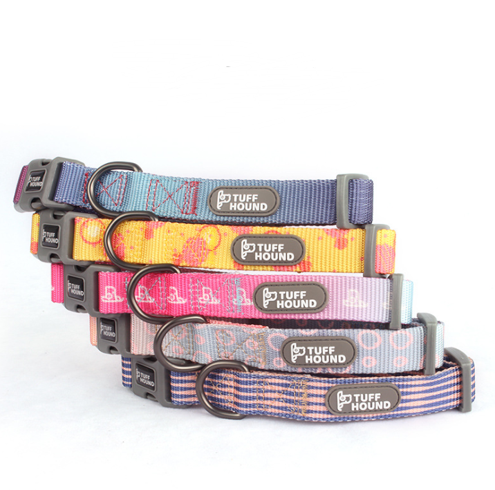 Halsband mit Buchstabenmuster für Hunde – Bild 11 | LuxeStyle