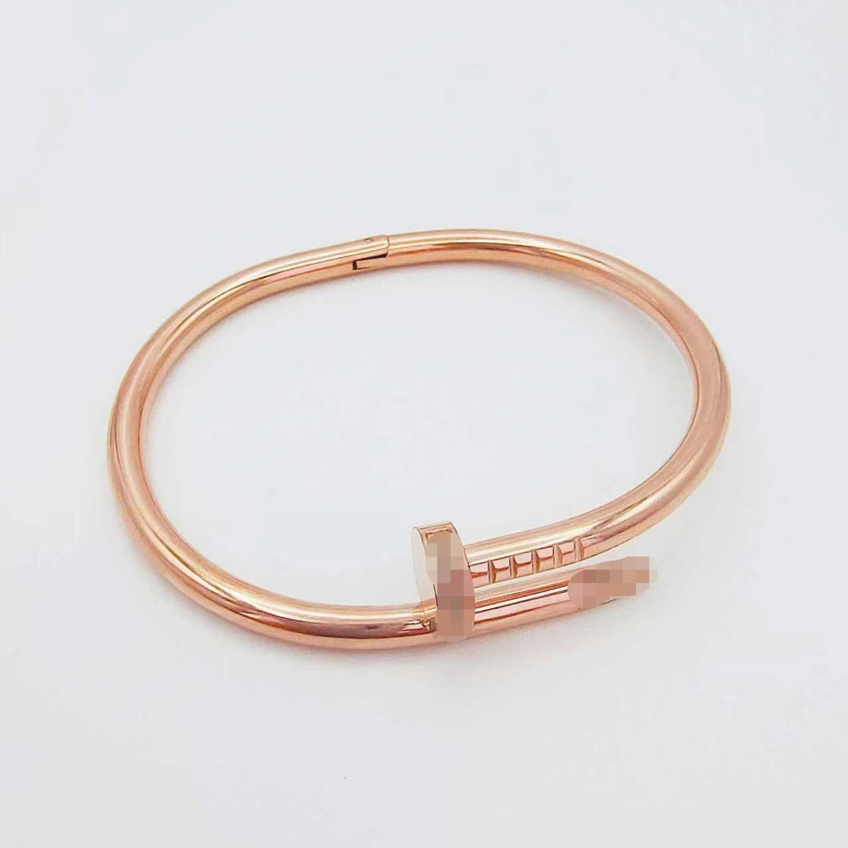 Nagelarmreif mit Strasssteinen – Bild 2 | LuxeStyle