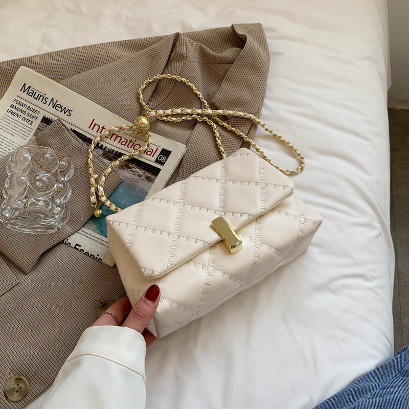 Kleine Umhängetasche im Western-Stil – Bild 4 | LuxeStyle