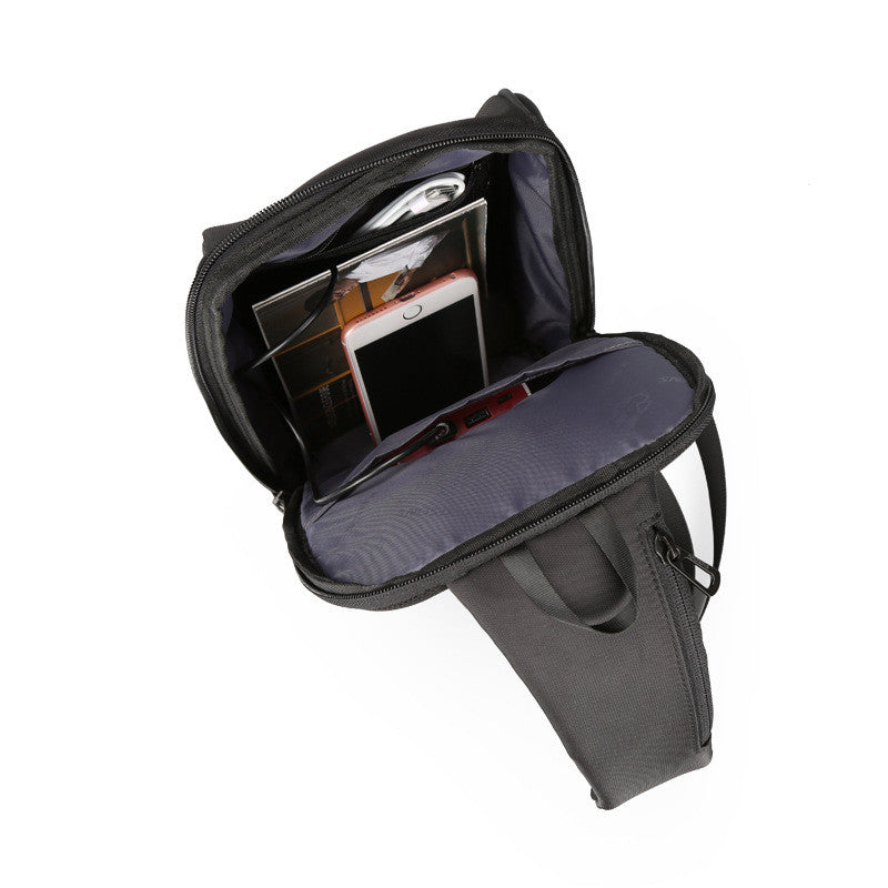 Crossbody Brusttasche mit USB-Ladeanschluss – Bild 3 | LuxeStyle