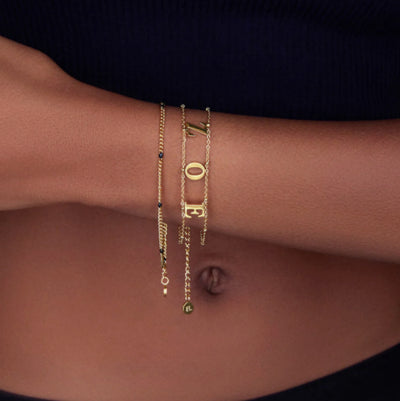 Personalisiertes Doppelketten-Armband mit Initialen – Bild 3 | LuxeStyle