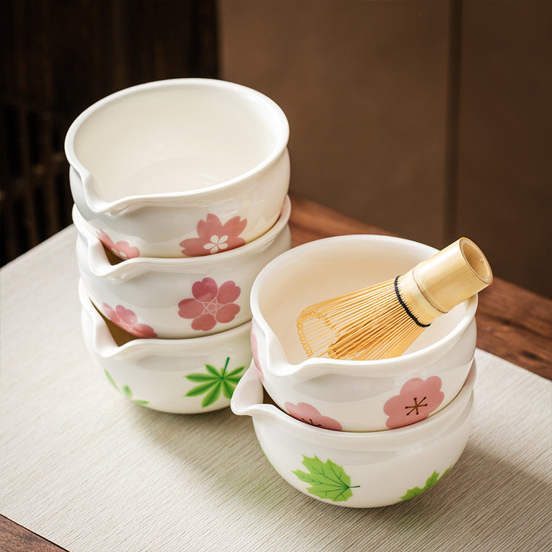 Matcha-Schale mit Blumenmuster