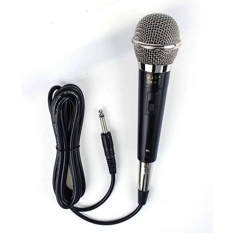 Kabelgebundenes Mikrofon mit Soundkarte