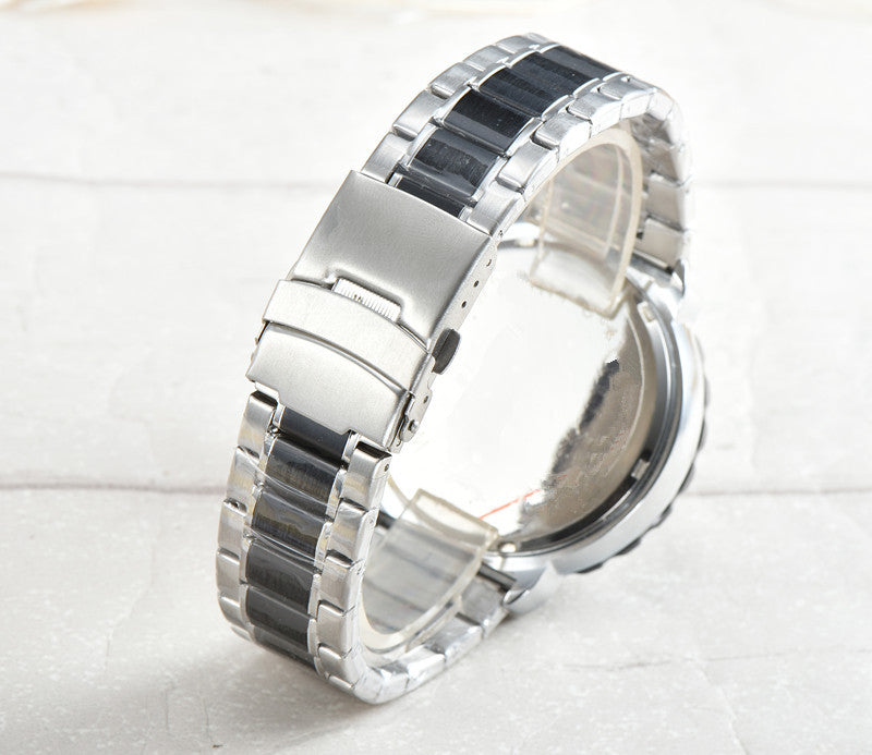 Armbanduhr mit Kalenderanzeige | LuxeStyle