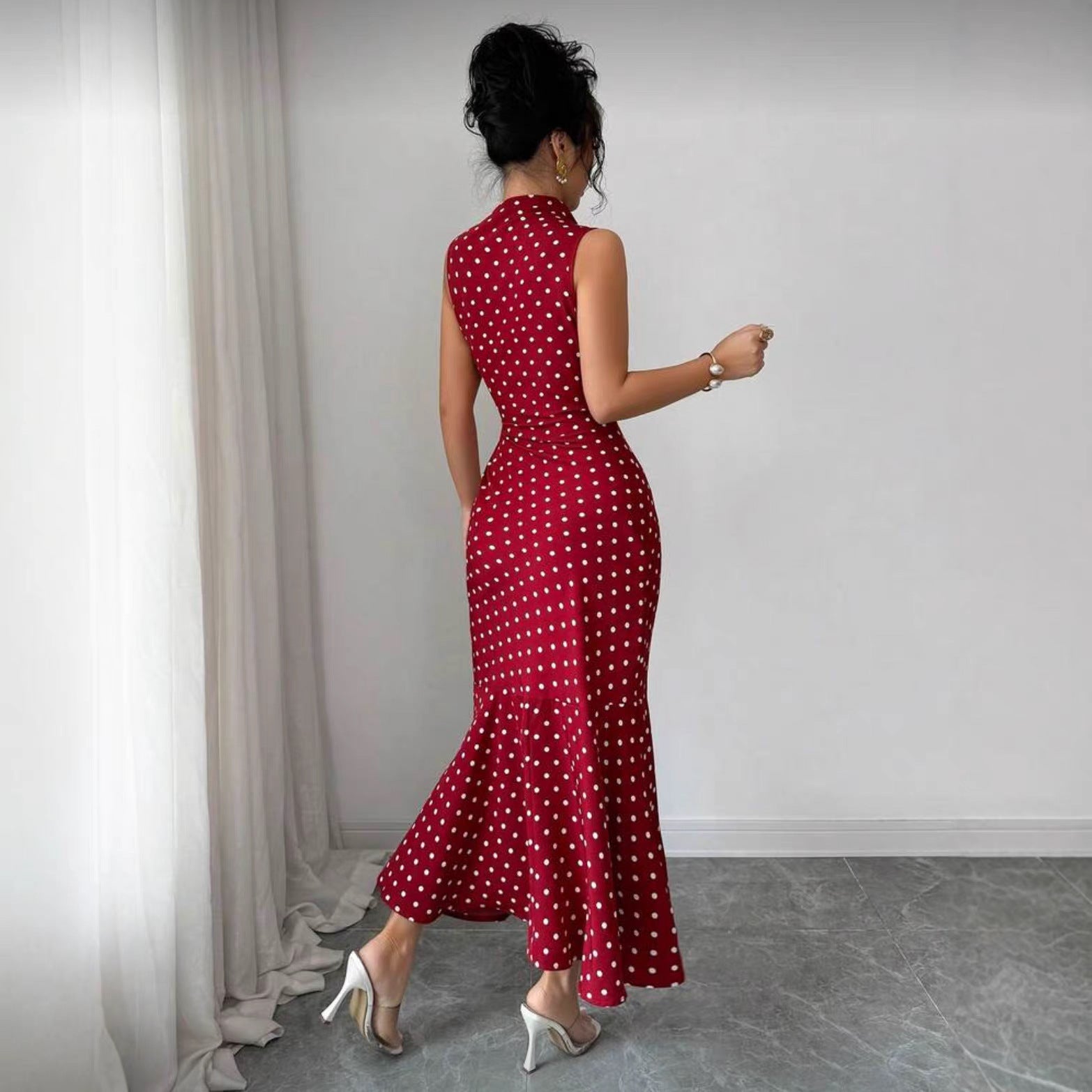 Elegantes Polka-Dot Maxikleid