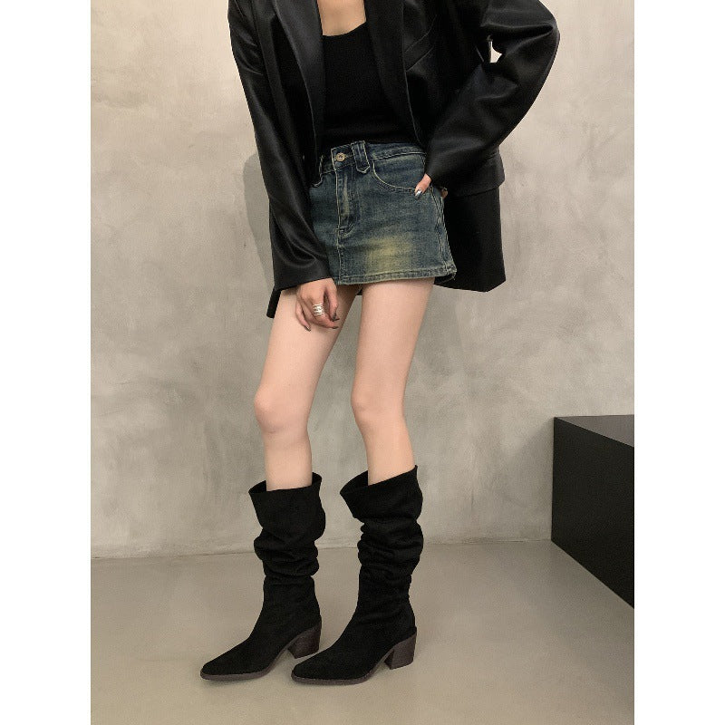 Kniehohe Reitstiefel mit Samtfutter