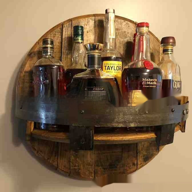 Wein- und Whisky-Displaytisch aus Holz – Bild 5 | LuxeStyle