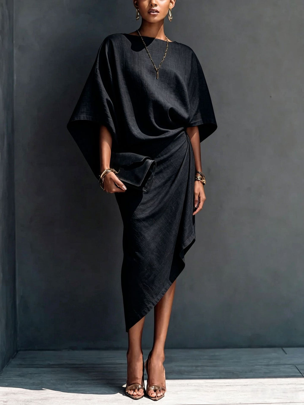 Weiten-sitzendes Batwing-Midi-Rockkleid asymmetrisch