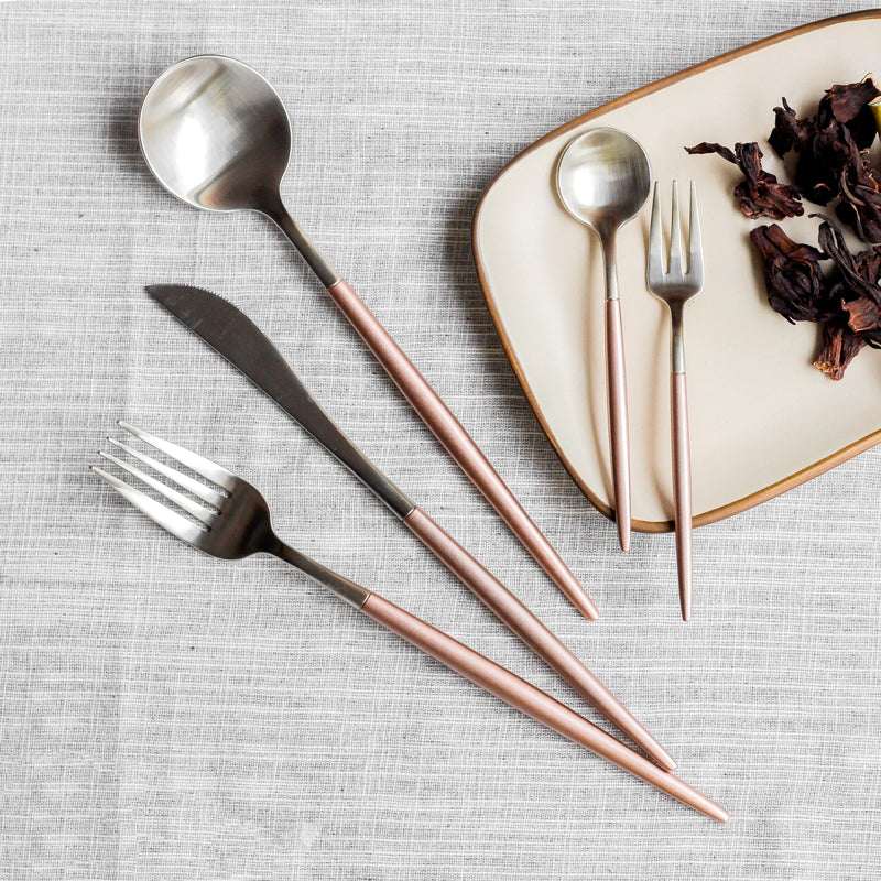 Edelstahl Besteckset (4-teilig) | LuxeStyle