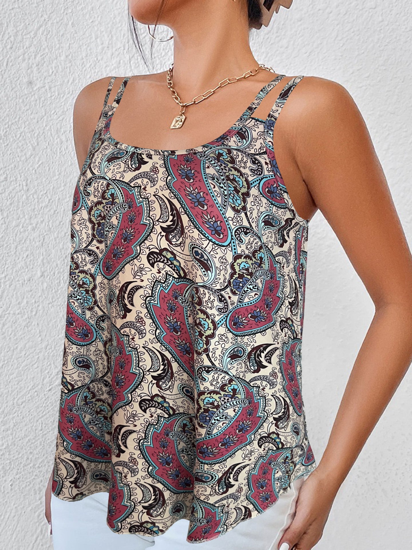 Doppelträger-Tanktop mit asymmetrischem Saum
