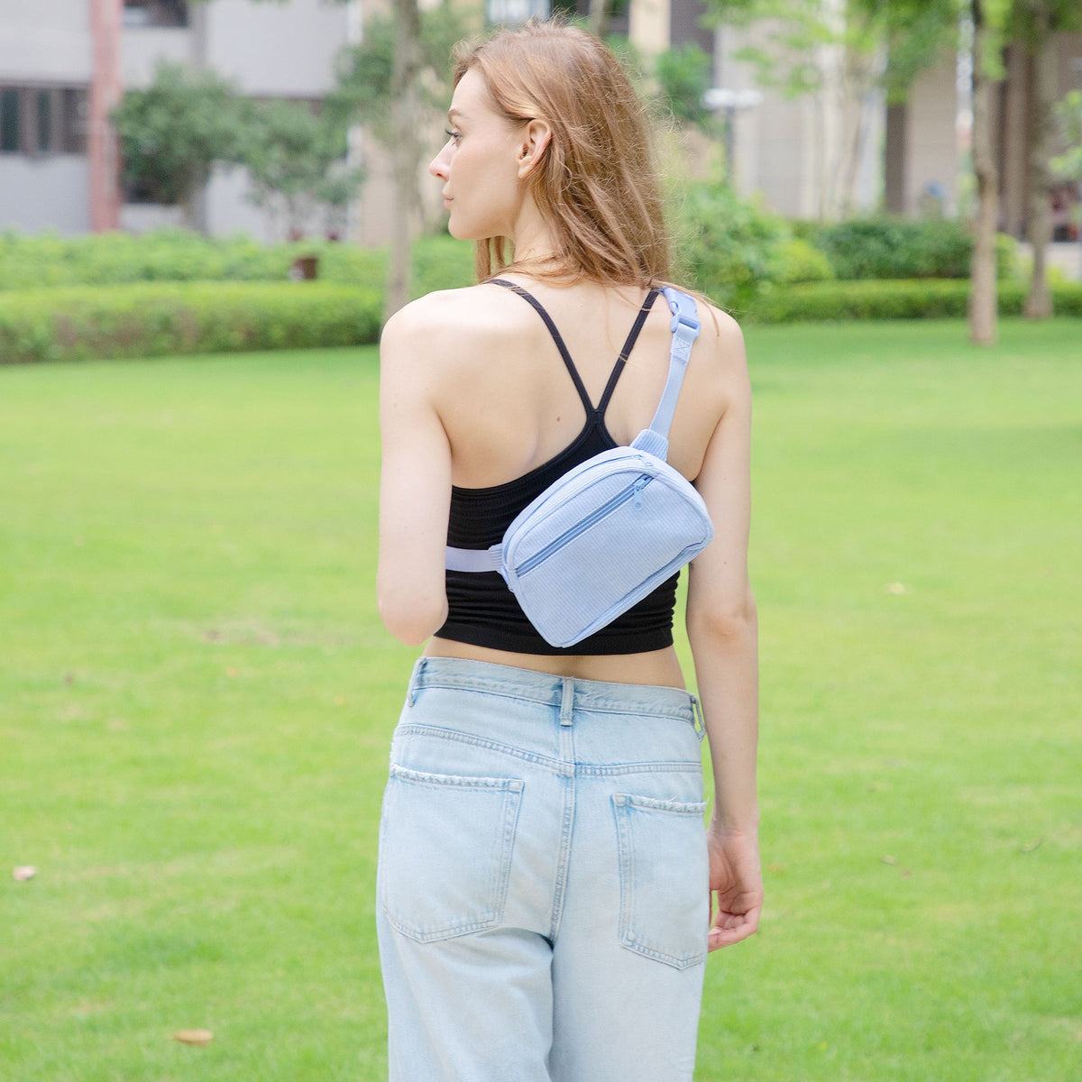 Babyblaue Halsband-Tasche – Bild 10 | LuxeStyle