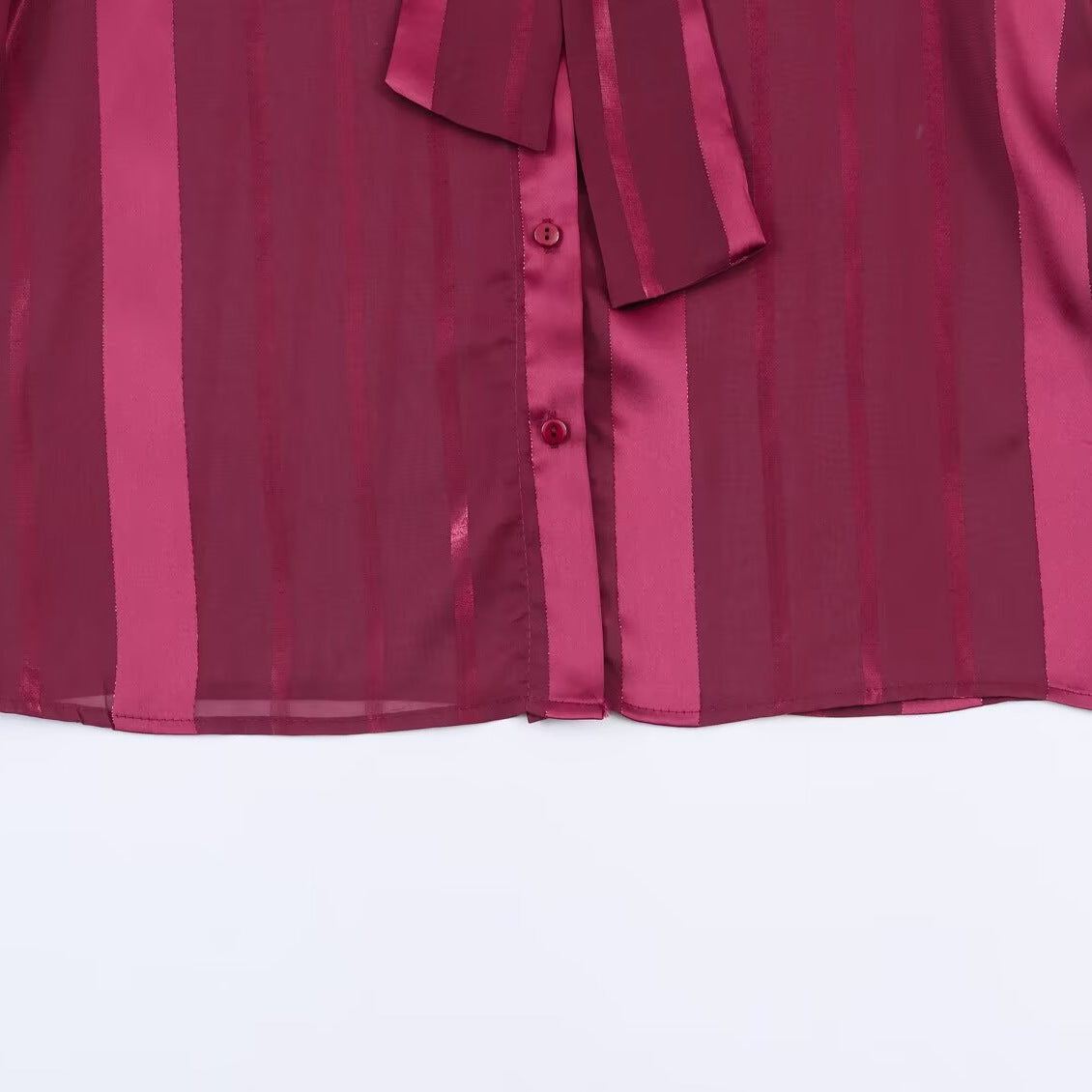 Elegante, vielseitige Bluse mit Schleife – Bild 5 | LuxeStyle
