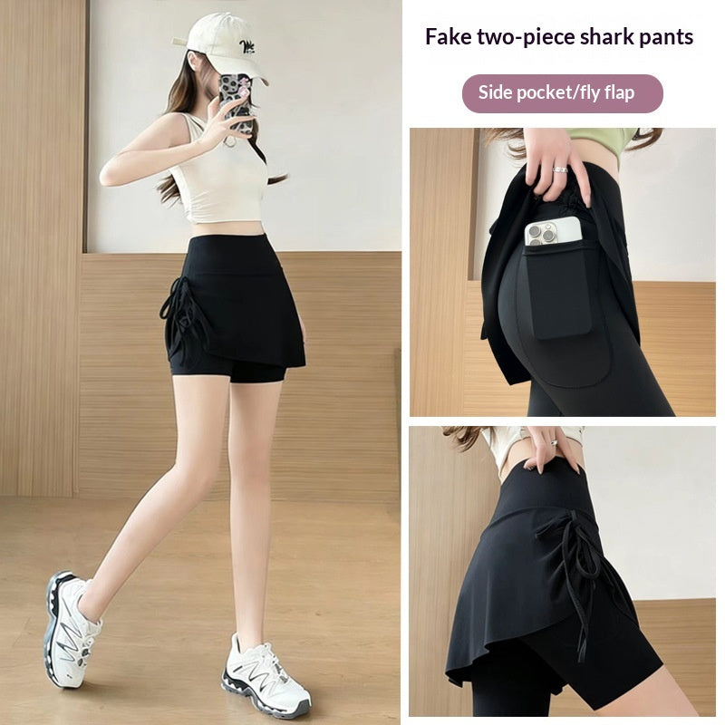 High-Waist Yoga Shorts im Zweiteiler-Look