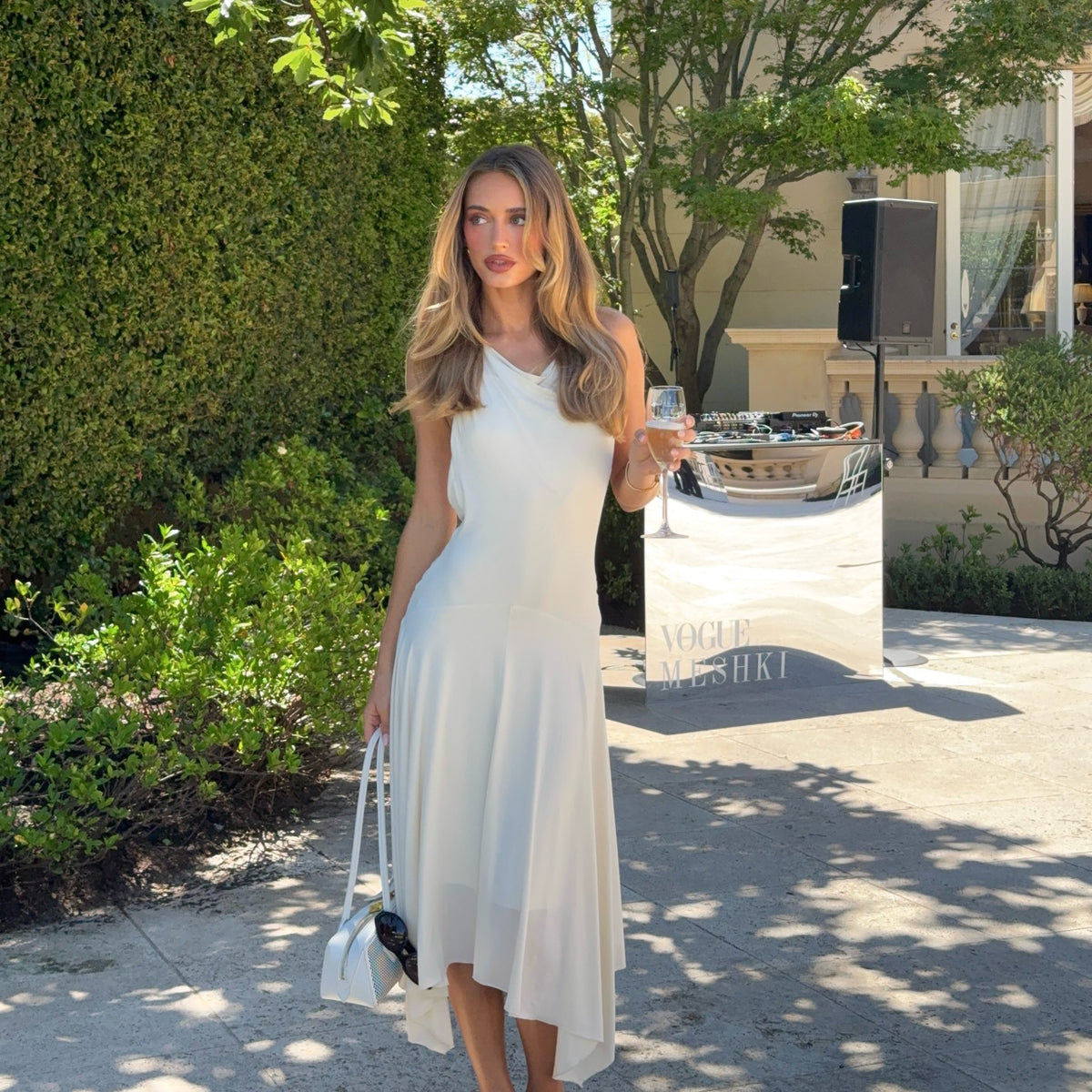 Ärmelloses Halterneck Casual Kleid – Bild 4 | LuxeStyle