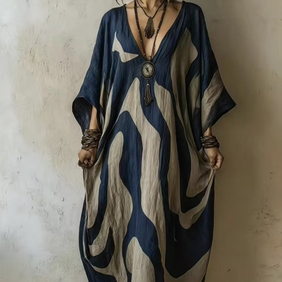 Strandkleid mit V-Ausschnitt und Fledermausärmeln