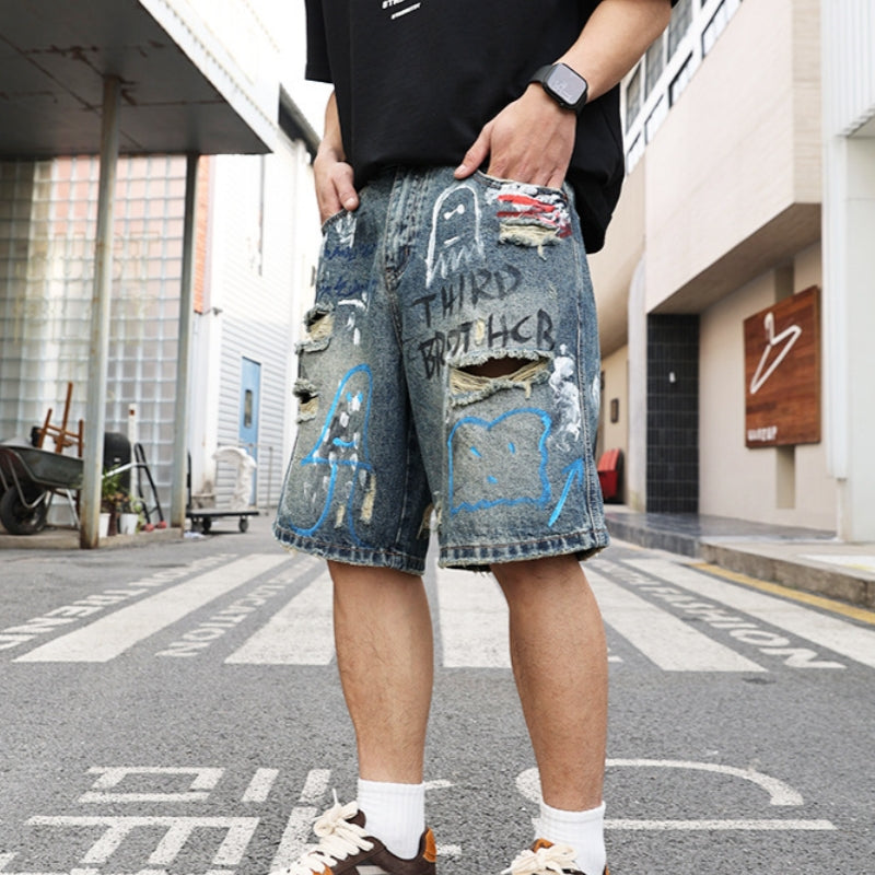 Ripped Jeans Shorts für Herren mit Graffiti