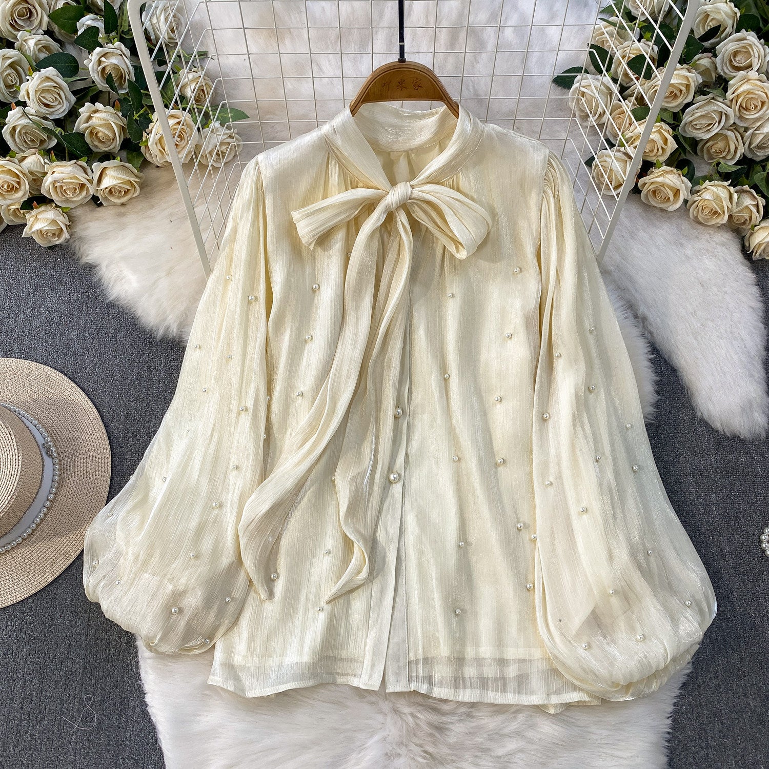 Damen Bluse mit Puffärmeln und Schleife