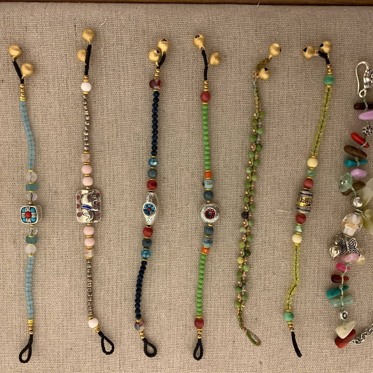 Armband im Ethno-Stil, handgeflochten – Bild 5 | LuxeStyle