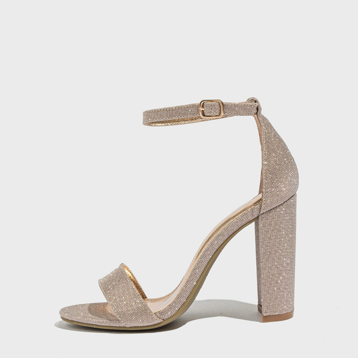 Schlichte Sandalen – Bild 1 | LuxeStyle