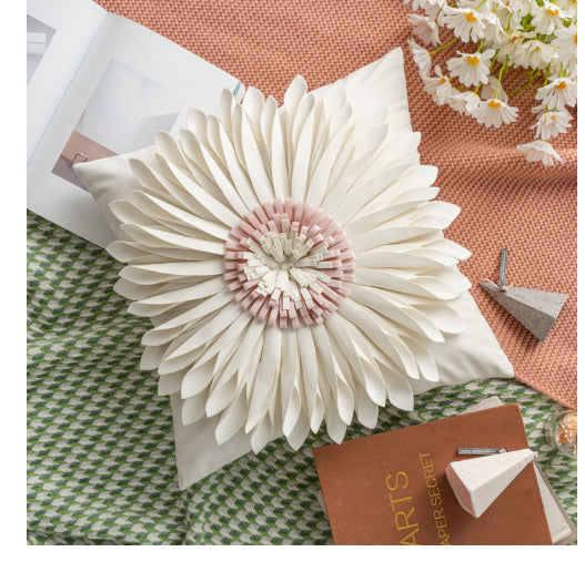 Samt-Kissenhülle mit 3D Chrysanthemen-Stickerei