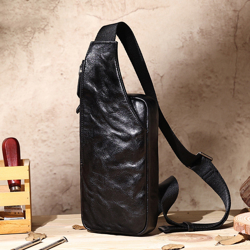 Brusttasche aus pflanzlich gegerbtem Leder – Bild 7 | LuxeStyle