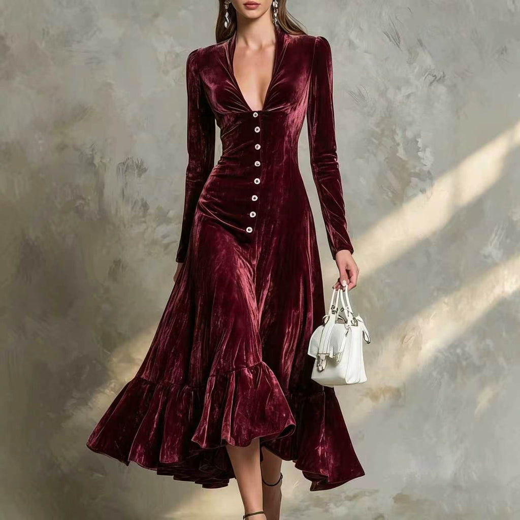 Tailliertes Langarm-Kleid mit Reverskragen