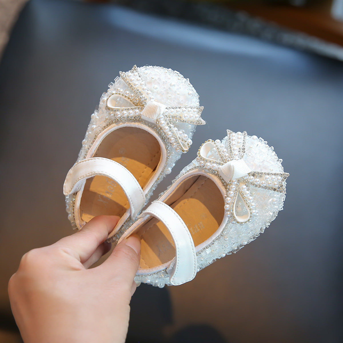 Mädchen-Lauflernschuhe, nude – Bild 1 | LuxeStyle