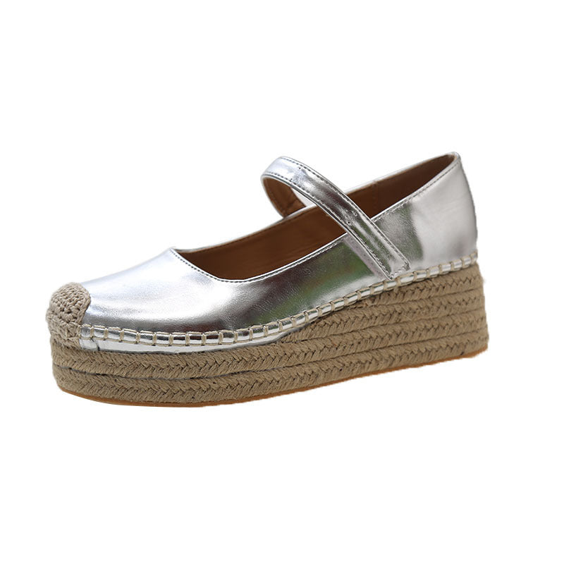 Elegante Keilabsatz-Pumps mit Knöchelriemen