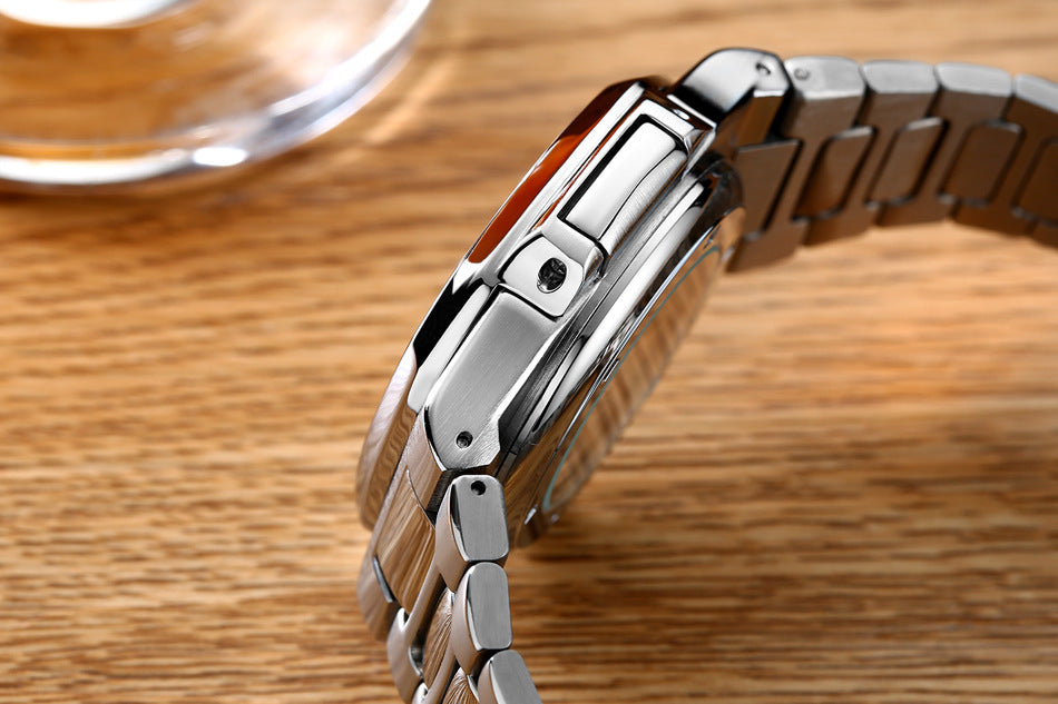 Mechanische Herrenuhr mit Leuchtzeiger und Kalender – Bild 10 | LuxeStyle