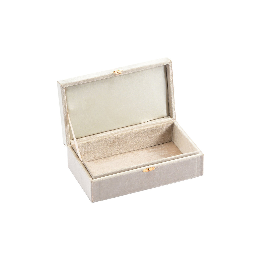 Samt Schmuckbox für Armbänder & Halsketten – Bild 5 | LuxeStyle