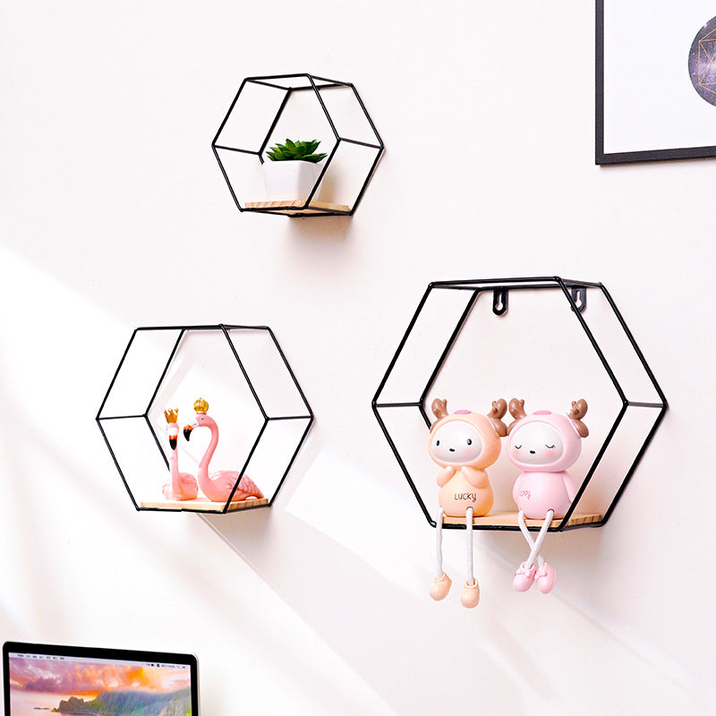 Hexagon Wandregal-Set aus Schmiedeeisen – Bild 8 | LuxeStyle