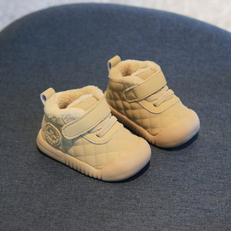 Warme Kinderstiefel mit Fleecefutter und nicht rutschenden weichen Soh