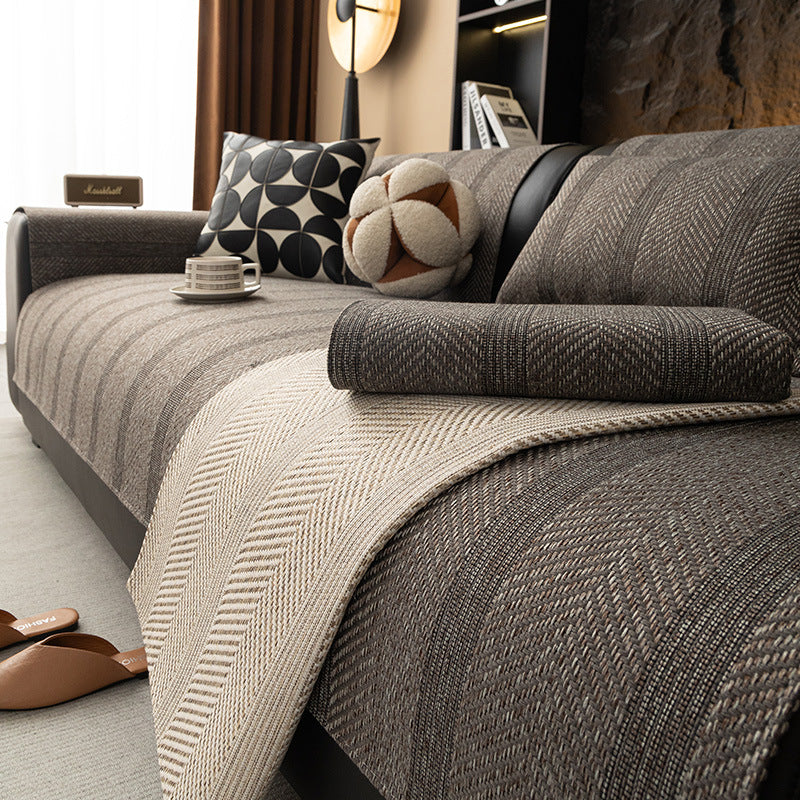Minimalistisches Sofa-Kissen für alle Jahreszeiten
