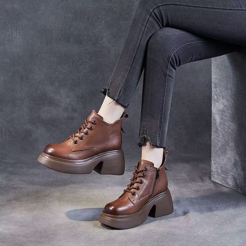 Mid-Calf Boots mit klobigem Keilabsatz | LuxeStyle