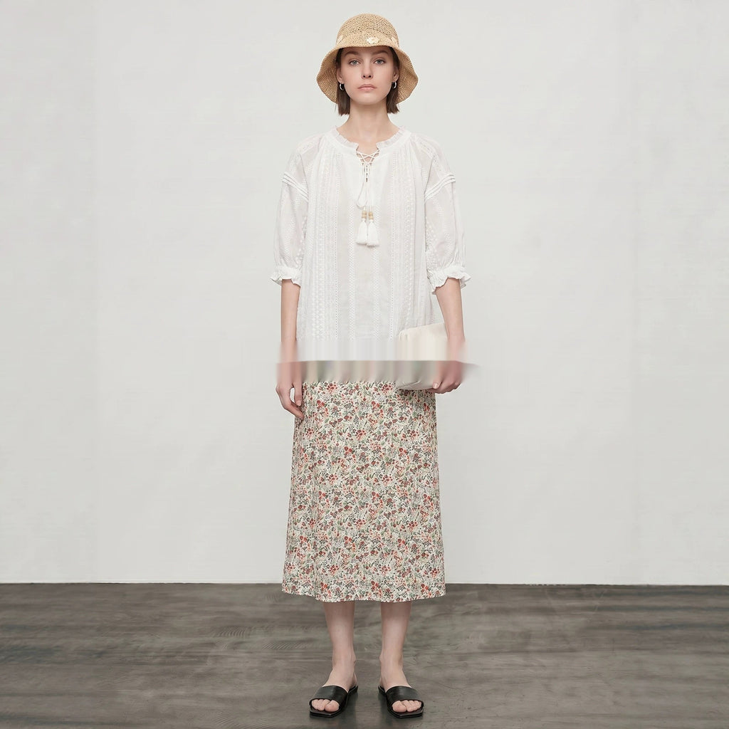 A-Linien Rock mit Blumenmuster