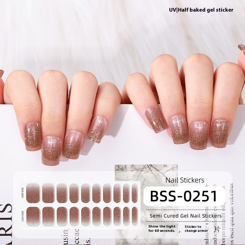 Nagelsticker mit Gradient-Effekt