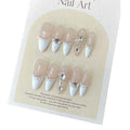 Barlow-Pearl-Nagelstück – Bild 1 | LuxeStyle
