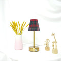 Faltenlampe aus Stoff und Metall – Aufladbare Tischlampe | LuxeStyle