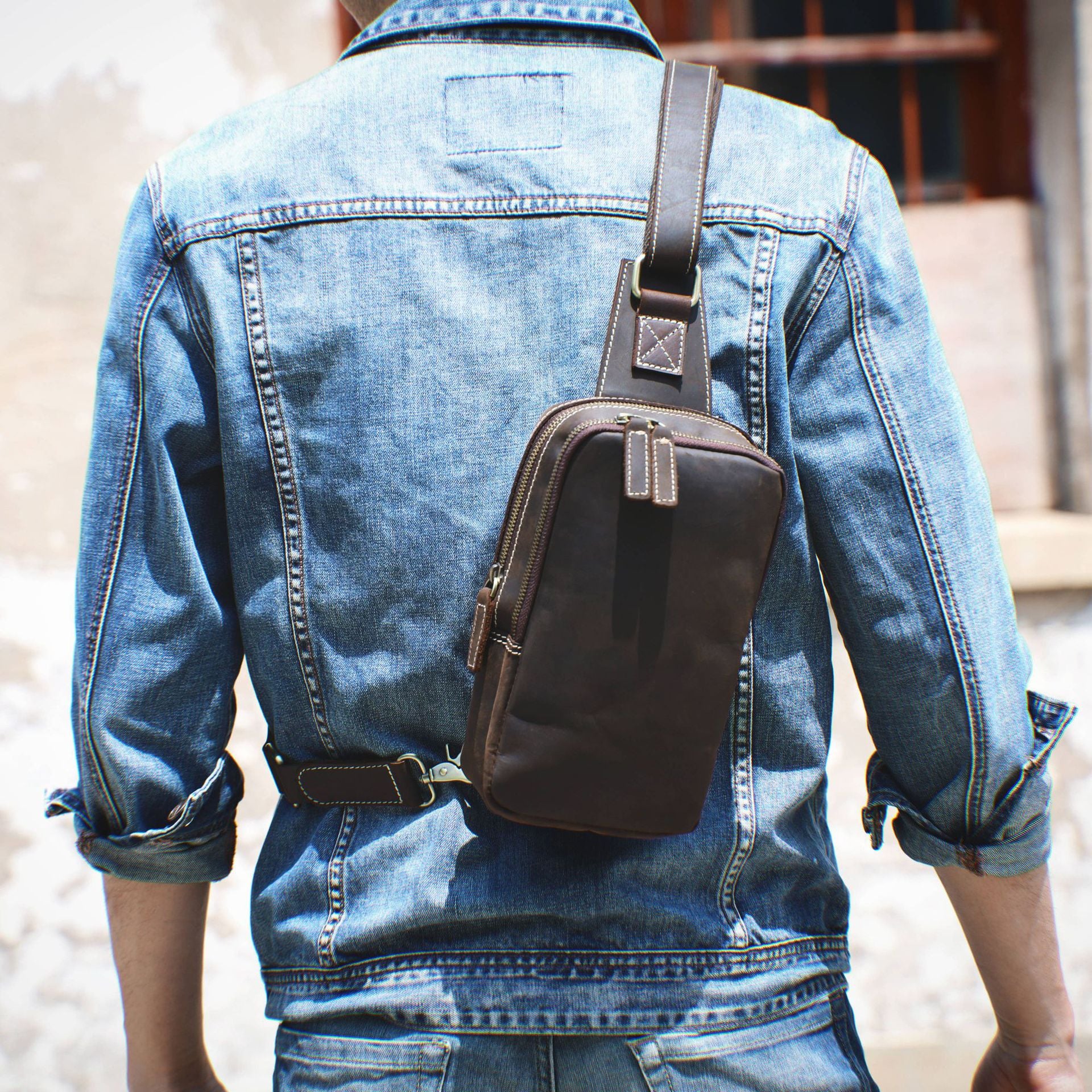 Brusttasche aus Vollnarbenleder – Ansicht 5