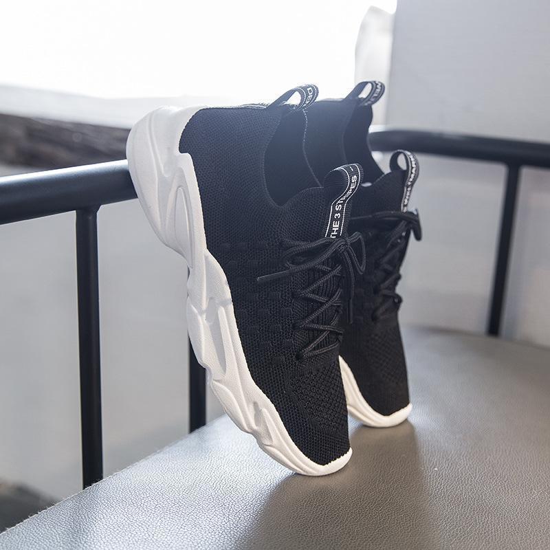 Atmungsaktive Sportschuhe im koreanischen Stil – Bild 1 | LuxeStyle