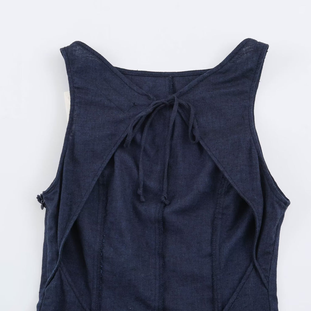 Ärmelloses A-Linien-Kleid mit offenem Rücken