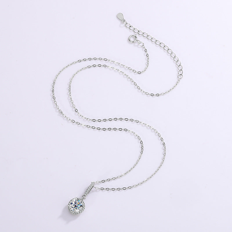 Edles Silber-Pendant mit Moissanit
