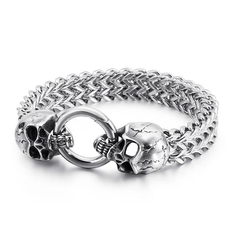 Armband aus Titanstahl mit Totenkopf-Motiv – Bild 3 | LuxeStyle