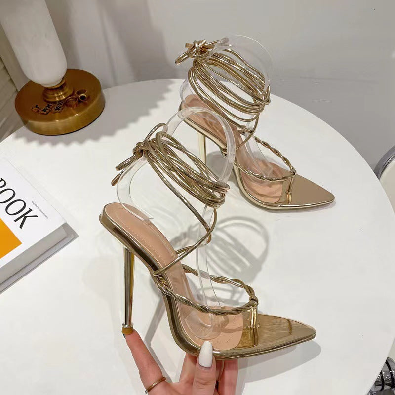Damensandalen mit Spitzspitze, Schnürung, Klappverschluss – Bild 3 | LuxeStyle