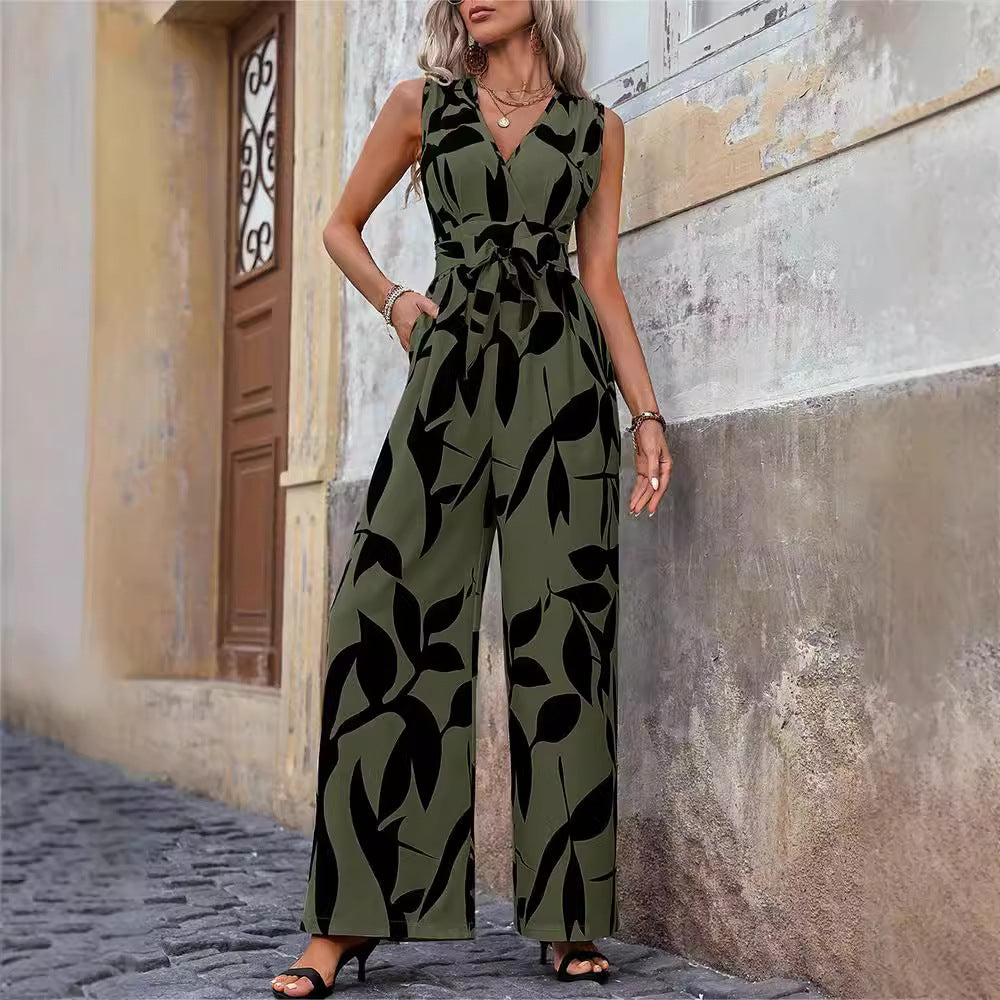 Hochgeschnittenes Jumpsuit mit Schnürung