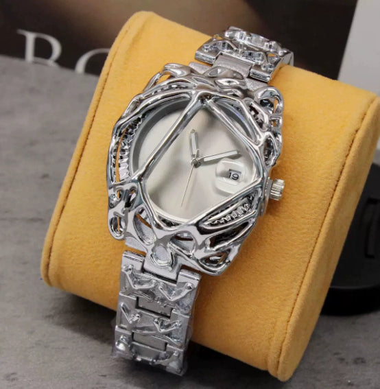 Silberne Armbanduhr – Bild 3 | LuxeStyle