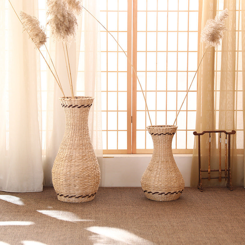 Geflochtene Vase aus Pflanzenfasern – Bild 5 | LuxeStyle