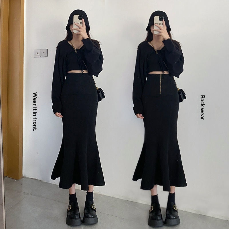Elegante, figurbetonte Jupe mit Schlitz